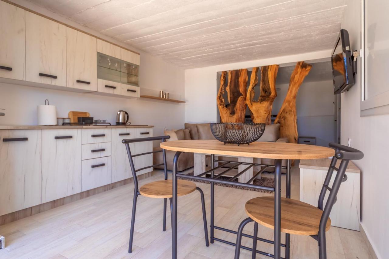 Apartman Sara Бар Екстериор снимка