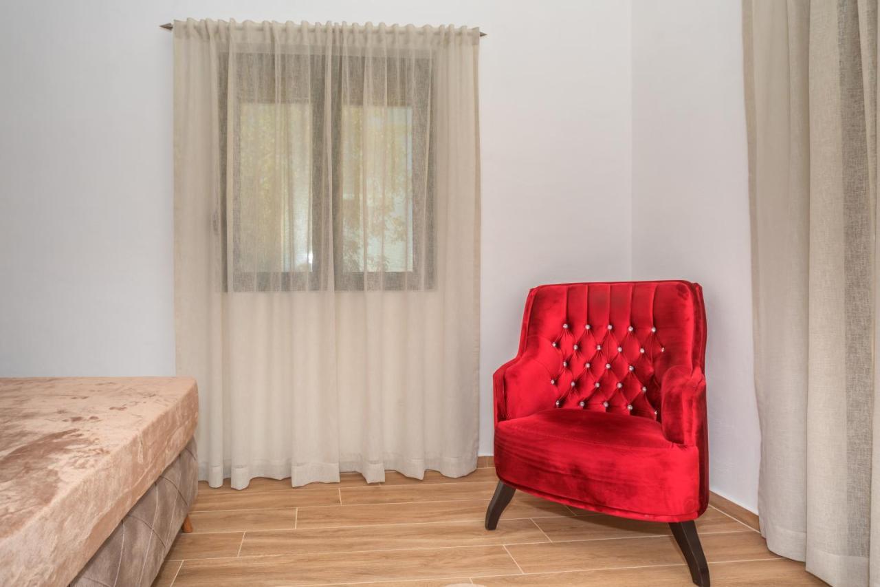 Apartman Sara Бар Екстериор снимка